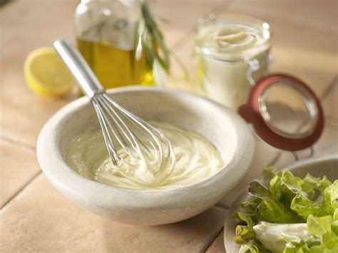 Homemade Spanish Mayonnaise or Mayonesa。